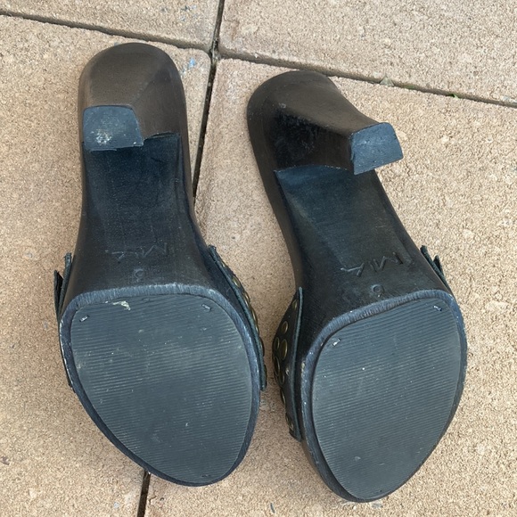 MIA women’s size 6 wooden clogs heels with rhinestone buckle - Picture 5 of 14